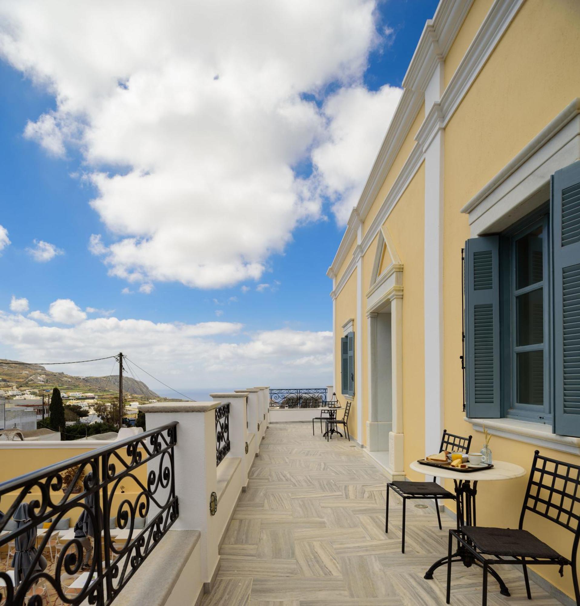 Ikio Concept Santorini Hotel Pyrgos Kallistis Exterior photo